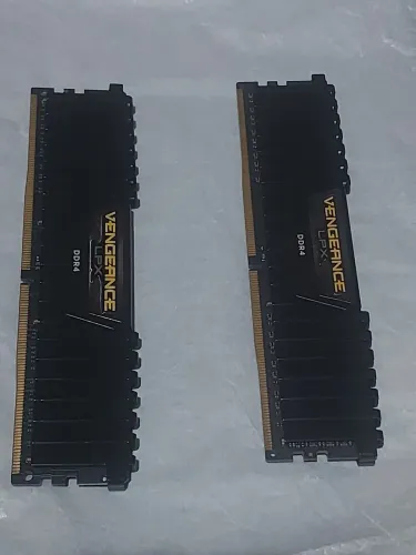 Memória corsair 2x8, 2666mhz cl15