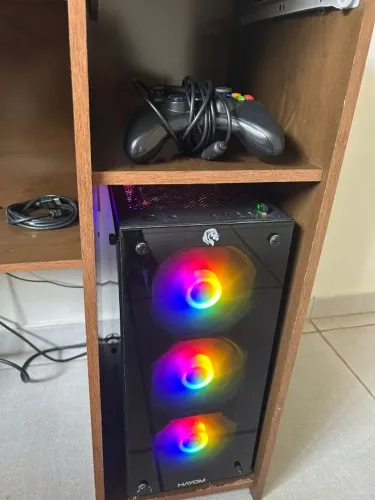 PC gamer básico + monitor