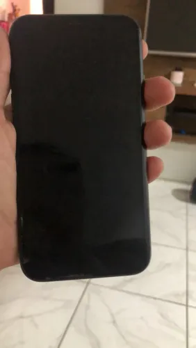 Celular iPhone 11 