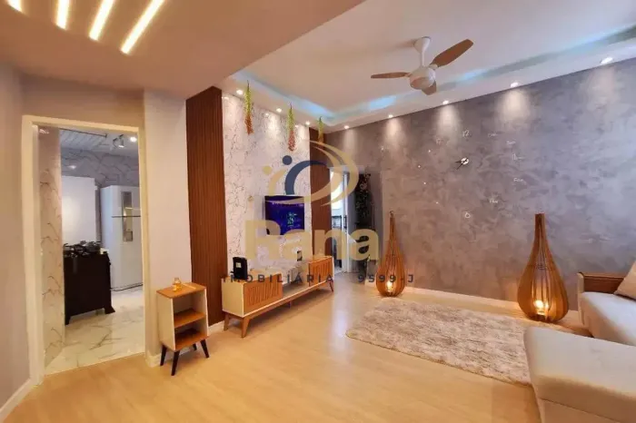 Apartamento de 70m² para locação no Flamengo, com 2 quartos.