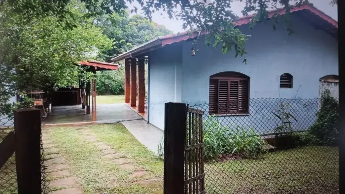 Chacrinha de 1.000 m² no Centro - Piracaia