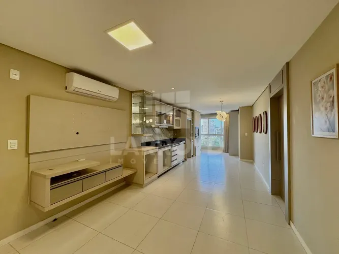 Apartamento mobiliado à venda no Torre Milão próximo Angeloni.
