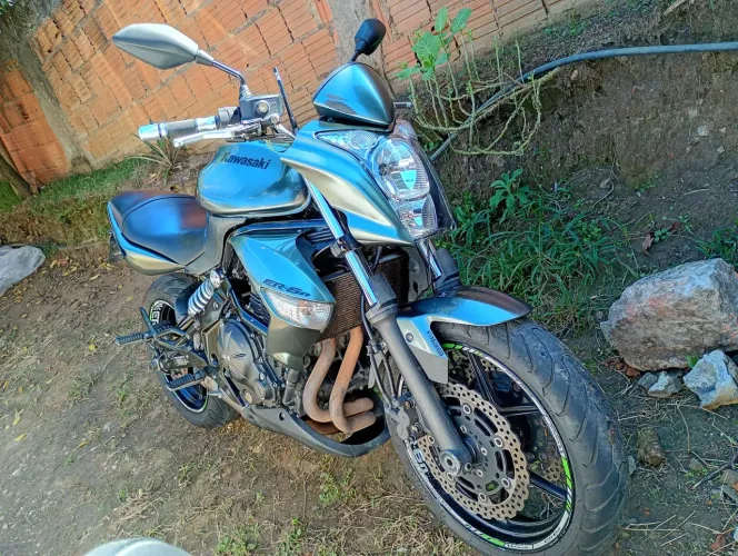 Vendo Kawasaki 650cc 2012 ABS.