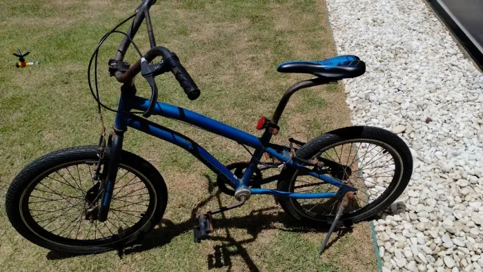 Bicicleta aro 20 BMX (Preço negociável)