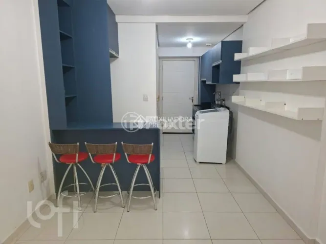 Kitnet / JK / Studio à venda Rua Vigário José Inácio, Centro Histórico - Porto Alegre