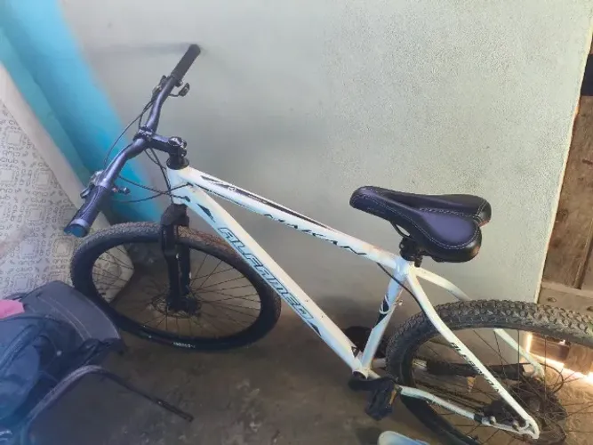 Vende-se bicicleta