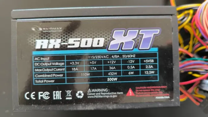 Fonte ATX Raidmax RX-500 XT 500W Funcionando