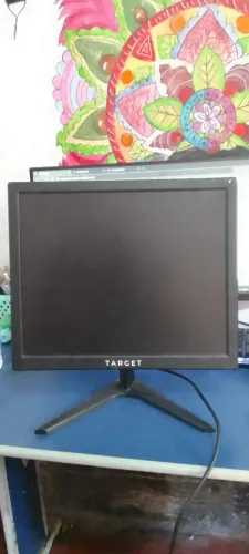 monitor 16 polegadas tgt