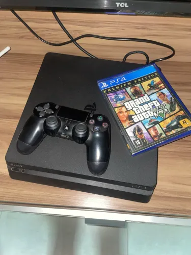 PS4 1TB 2 DONO / GTA V MÍDIA FÍSICA/ 1 CONTROLE ORIGINAL EM PERFEITO ESTADO