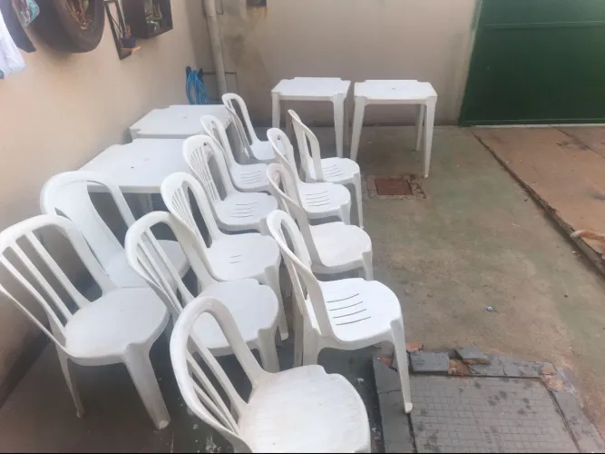 Kit conjunto de mesas com as 4 cadeiras