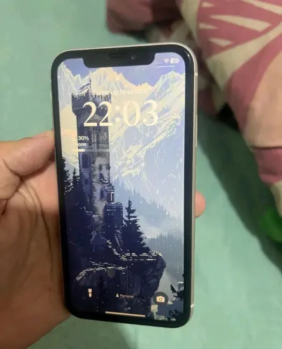 iPhone XR 128gb - Branco Lindo