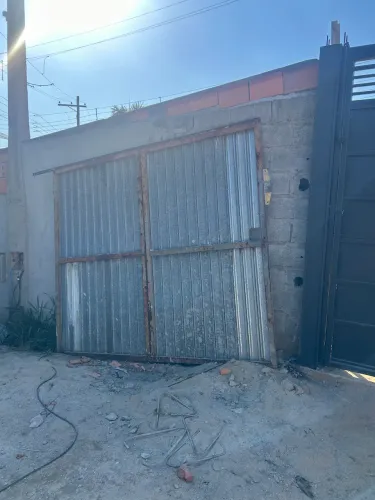 Portão de chapa