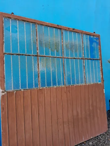 Vendo portão ,valor 400,00,00