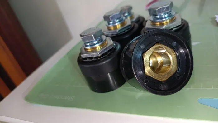 Conector fêmea 13mm para máquina de solda