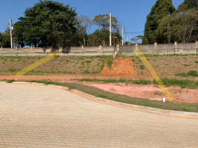 EXCELENTE Lote / Terreno para venda com 274,62 metros quadrados - Condomínio Lago dos Páss