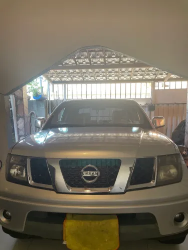 Nissan Frontier XE CD 4X2 2.5 TB Diesel 2010