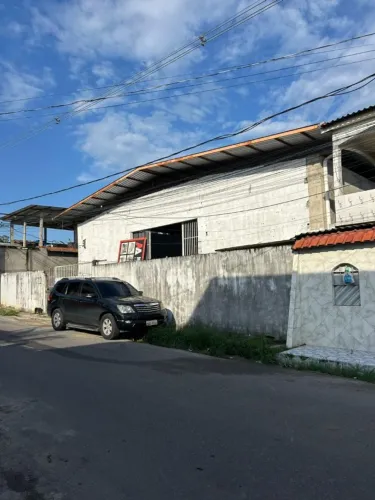 Galpão com Escritório e Apartamento à Venda | Novo Aleixo