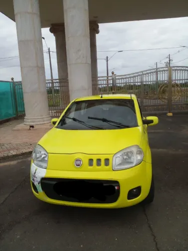 Fiat Uno Attractive 1.4 EVO Fire Flex 8V 4P 2012