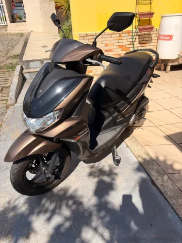 Yamaha Fluo ABS 125 - 2025