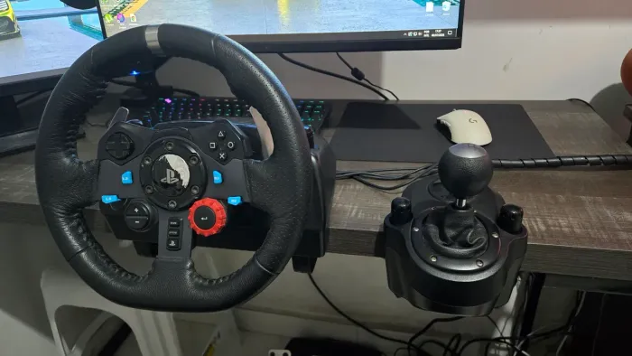 Logitech G29 Perfeito funcionamento, com câmbio manual