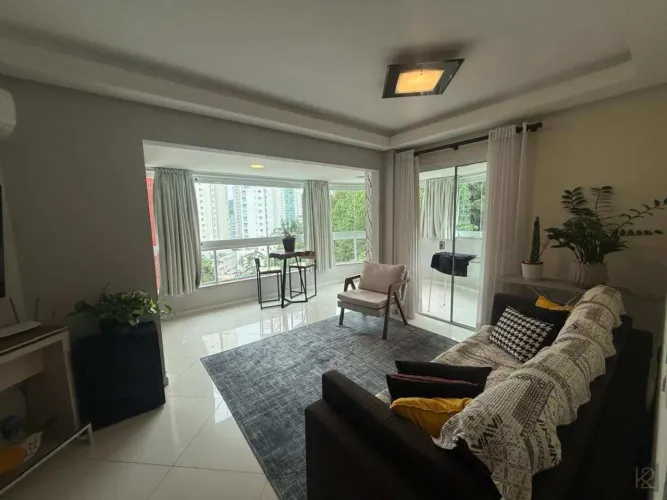 Apartamento 2 Quartos (1 Suíte) na Barra Norte | Mobiliado | 1 Vaga
