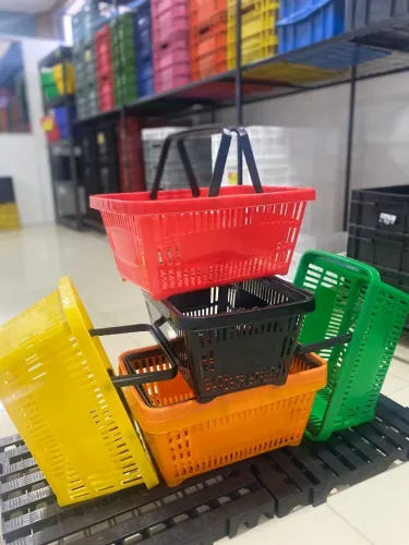 Cestinho de supermercado e loja 