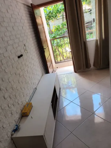 Um quarto/sala Imbuí