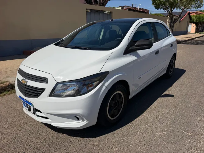 Chevrolet Onix JOY Hatch 1.0 8V Flex Mec. 4P 2019