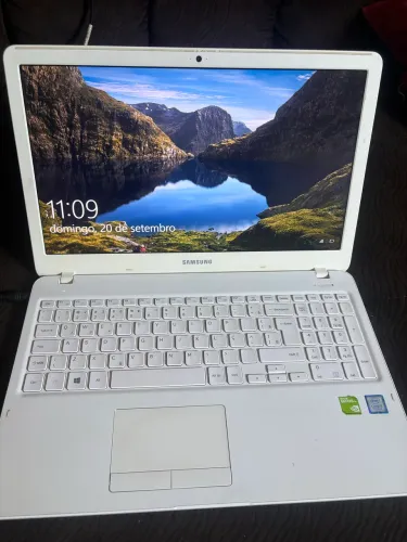 Notebook Gamer Samsung i7 7th 2.7ghz 8gb RAM, Ssd 240gb, Gtx 940mx 2gb dedicado