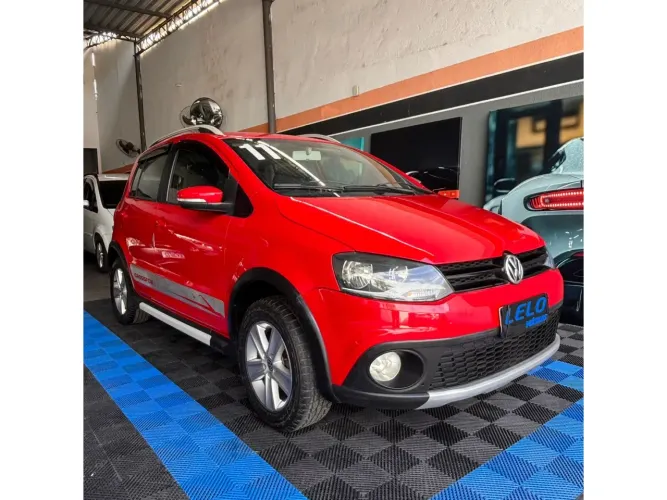 Volkswagen Crossfox 1.6 MI Total Flex 8V 5P 2011