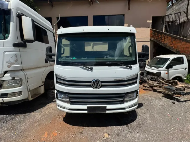 Cabine completa Volks delivery 5150 6160  * 11180 13180