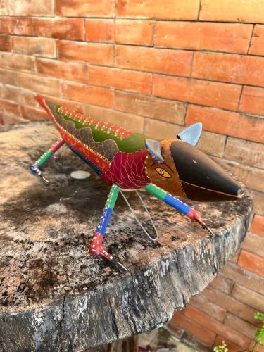 Lagarto Esculpido em Madeira - Sérgio Teófilo<br>
