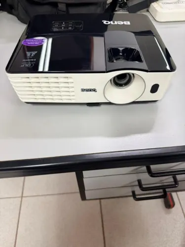 Projetor BenQ MX660 3200 Lumens HDMI - Funcionando