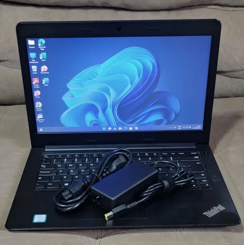 Lenovo i5 2.50Ghz SSD NVME 240GB 8GB RAM DDR4 <br>SSD 249 GB<br>8 GB de Memoria RAM<br>Lenoi5