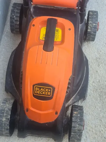 Cortador de grama Black em Deker