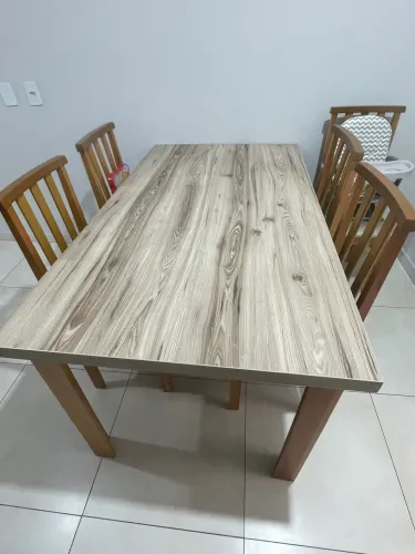 Mesa para 6 cadeiras