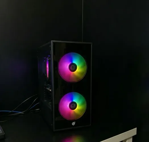 Pc gamer Ryzen 3 2200g, 16gb dd4, 128gb SSD , fonte 500w 