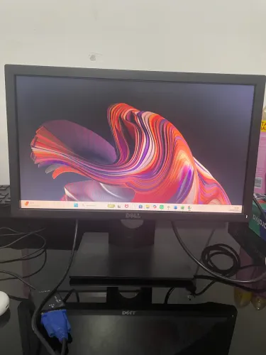 Monitor Dell E1916H