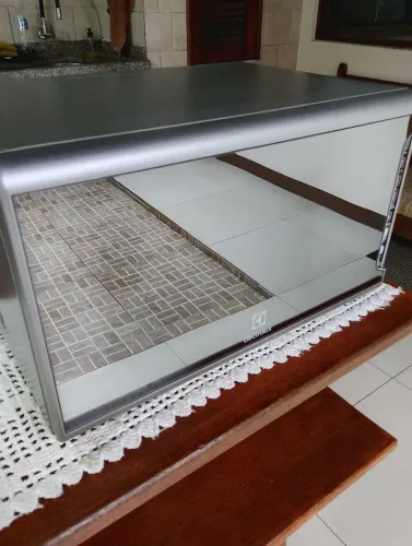 Microondas Eletrolux 31l