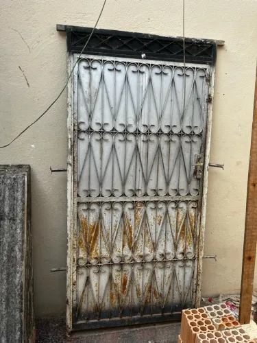 Porta de ferro 0,90 cm