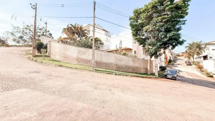 Casa com 3 quartos à venda, 200 m² por R$ 550.000 - Fontesville II - Juiz de Fora/MG