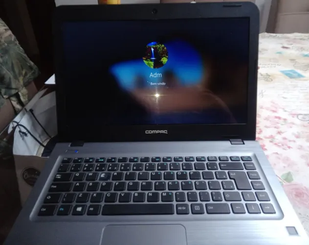 Notbook Compaq Presario CQ17 Slim, com 4 Gb de Ram, Hd 500 Gb