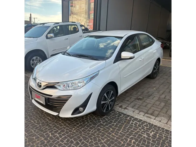 Toyota Yaris XS Connect Sedan 1.5 Flex 16V AUT 2022