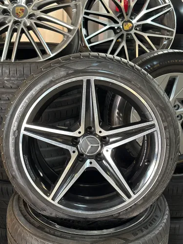 Jogo de rodas original Mercedes c250 aro 18 5x112