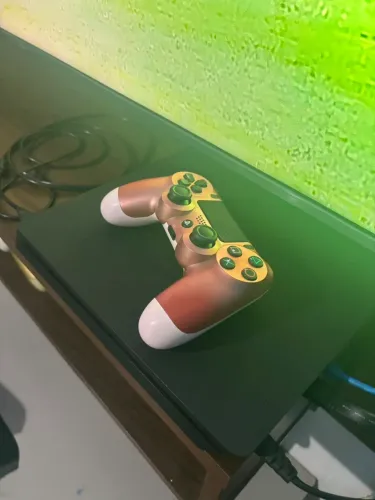 Ps4 slim 1 controle