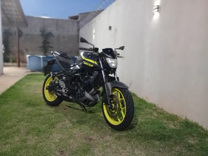 Vendo ou troco por xre300 ou Lander .