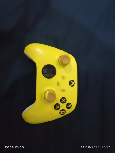 Controle Xbox verde limão usado