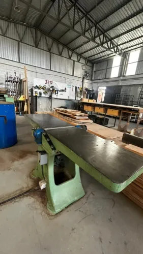 Desempenadeira de Madeira ( Marcenaria )