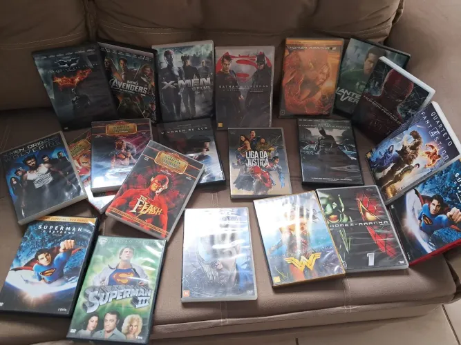 DVD 21 Filmes Clássicos Super Heróis Superman Mulher Maravilha e Outros 