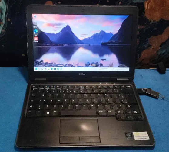 Ultrabook dell latitude e7240, core i5, 8gb, m2 sata, teclado iluminado